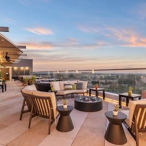 JW Marriott, Anaheim Resort